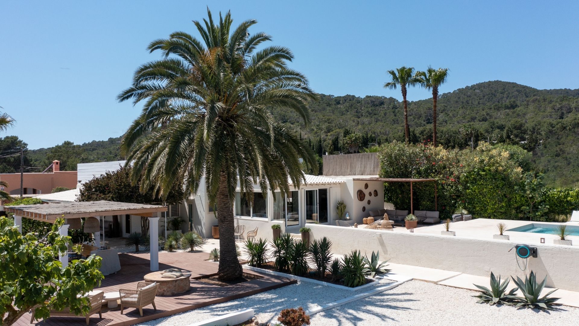 Barefoot Luxury: KUKA-finca